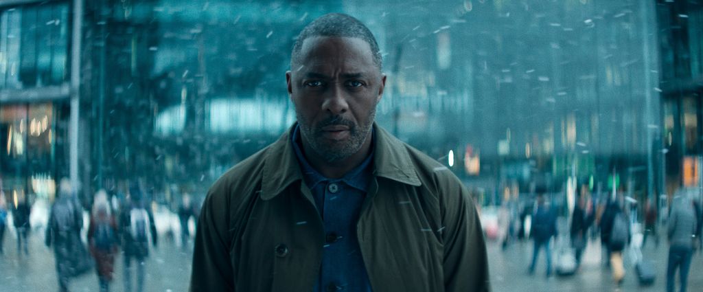 Idris Elba in Hijack