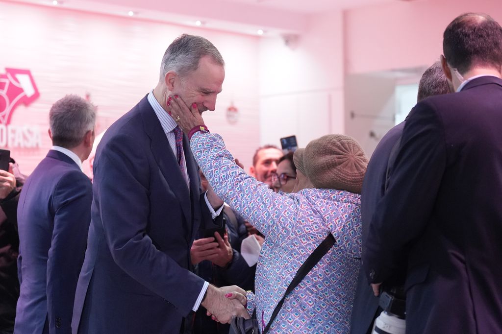 The King visits the Barcelona town of L'Hospitalet de Llobregat, on the occasion of the centenary of the granting of the title of city by King Alfonso XIII.