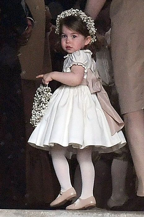 princess charlotte loose to the side