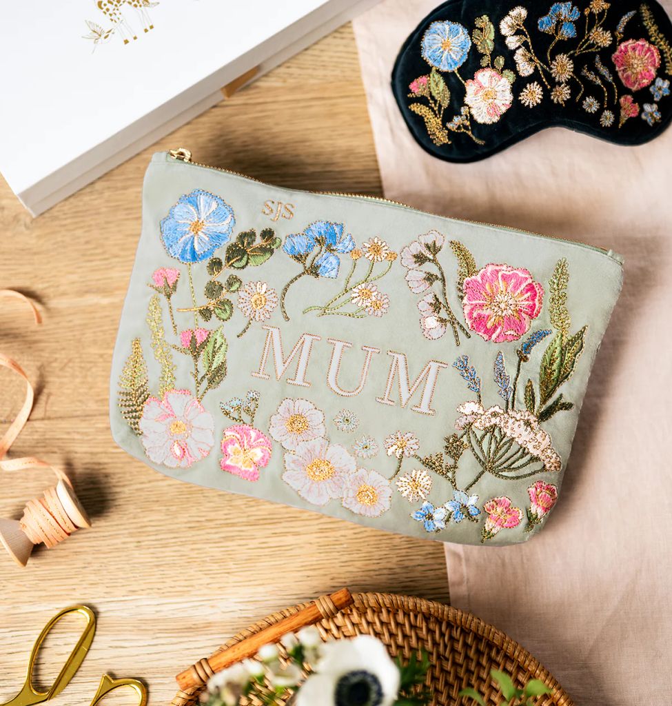 Pochette quotidienne à fleurs pressées pour maman d'Elizabeth Scarlett