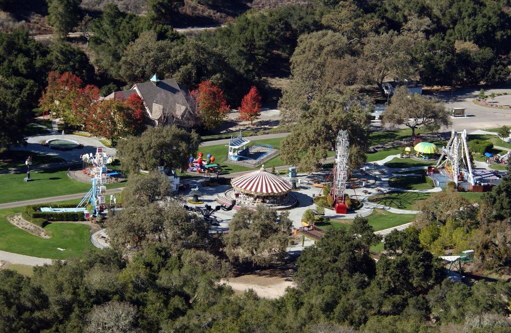 Aerial view of Michael Jackson's Neverland Ranch
