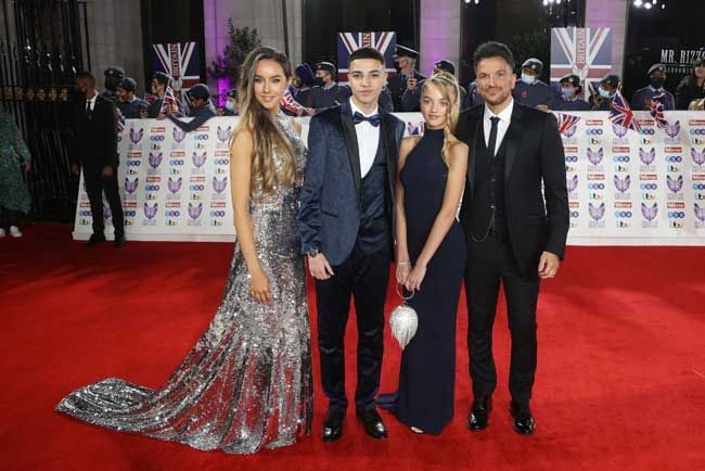 peter andre family ill