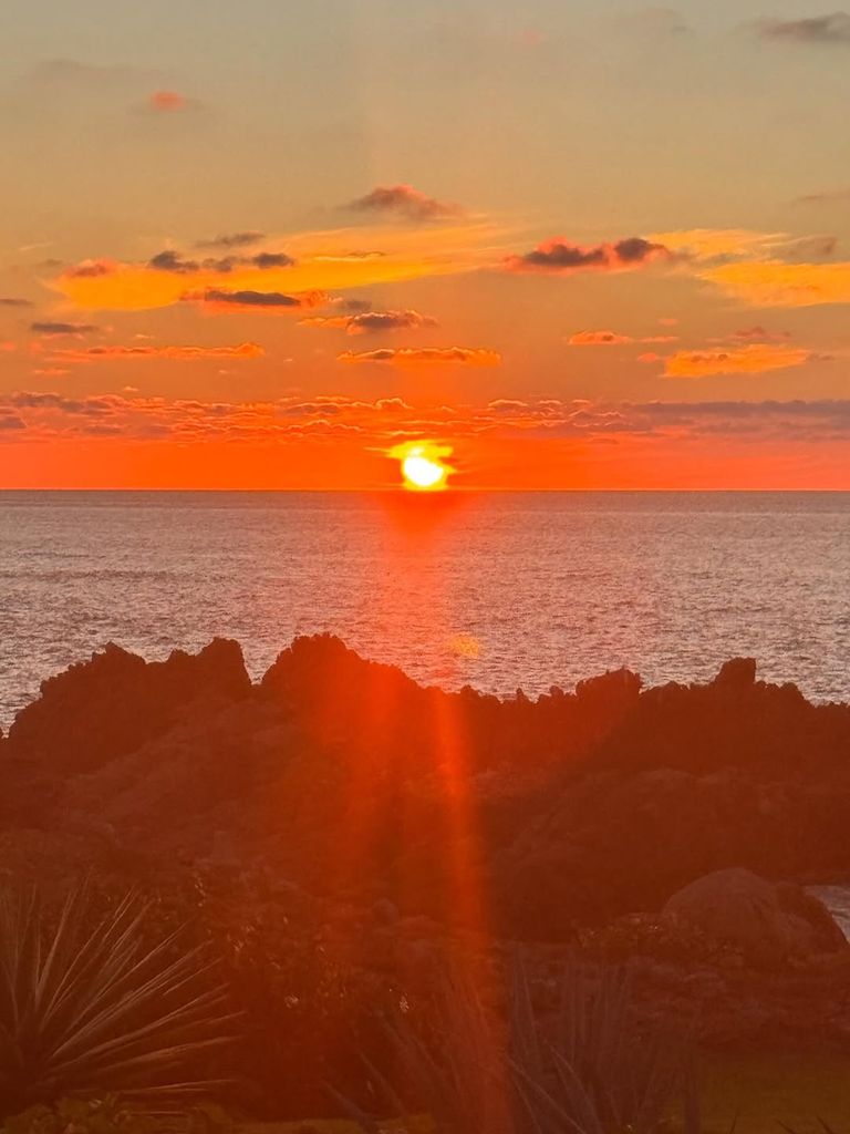 Jordana Brewster étourdit en petit bikini sur de nouvelles photos de coucher de soleil de vacances 3 Jordana a pris en compte les vues