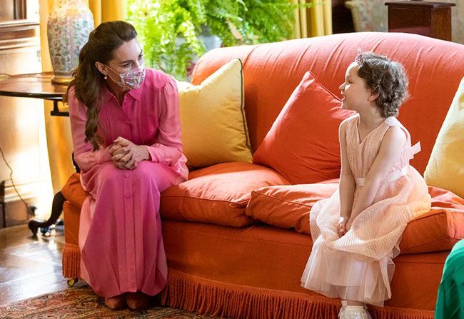 kate middleton meets young cancer patient mila sneddon