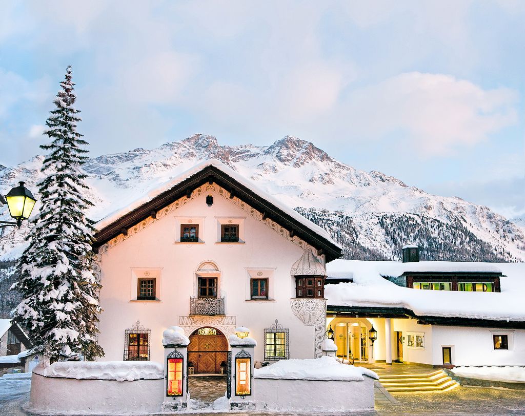 Pourquoi la royauté et les célébrités aiment le fastueux Saint-Moritz 2 La montagne Giardino regorge de charme alpin
