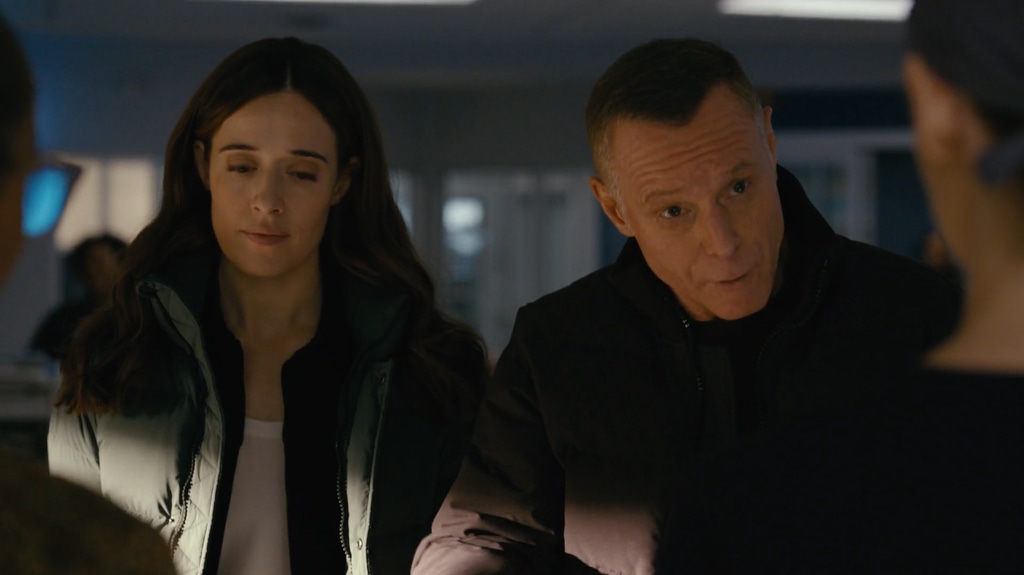 Marina Squerciati and Jason Beghe in Chicago PD