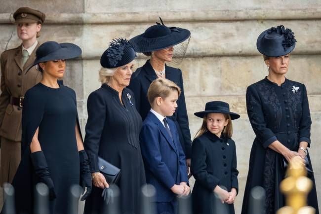meghan markle prince harry emotional moments queen funeral