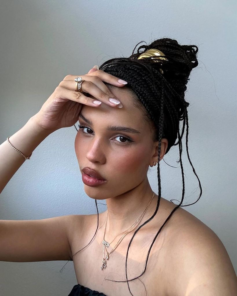 Nara Smith is a German model and influencer with more than 11 million TikTok followers