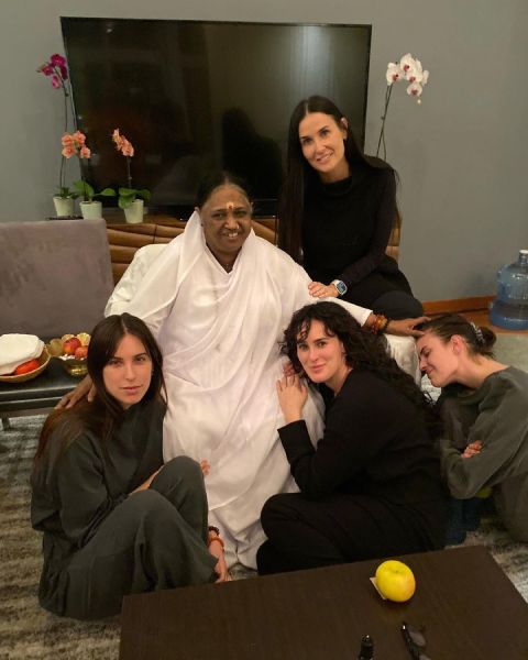 demi moore mothers day