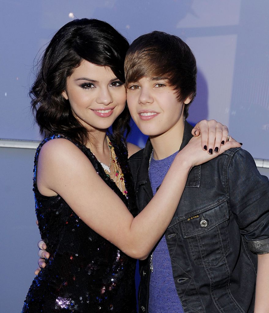 LAS VEGAS - DECEMBER 31:  Singers Selena Gomez (L) and Justin Bieber attend Dick Clark's New Year's Rockin' Eve With Ryan Seacrest 2010 at Aria Resort & Casino at the City Center on December 31, 2009 in Las Vegas, Nevada.  (Photo by Kevin Winter/DCNYRE2010/Getty Images for DCP)