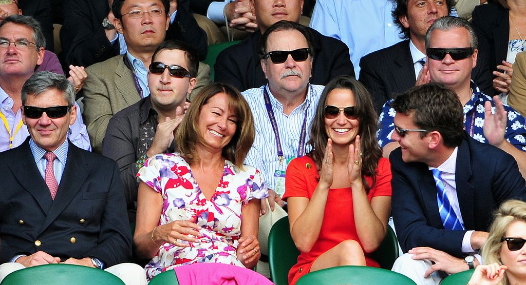 Carole and Pippa Middleton laughing at Wimbledon