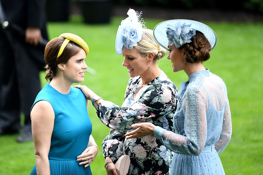 princess eugenie holding her stomach at ascot