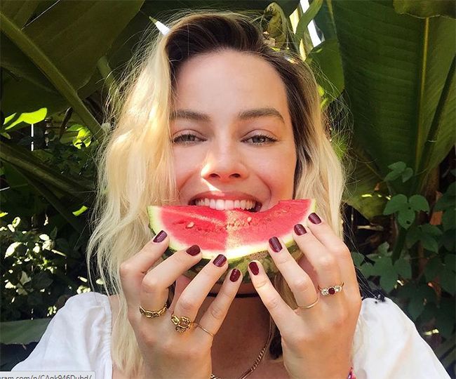 Margot Robbie's Go-To High-Protein Breakfast Sounds Amazing—Here's How to  Make It