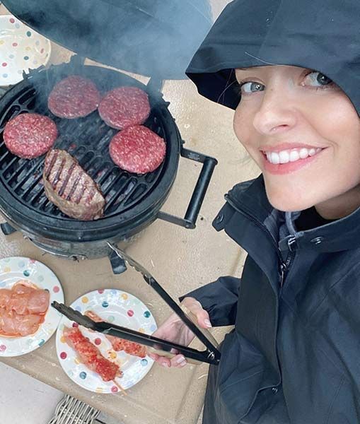 holly willoughby bbq