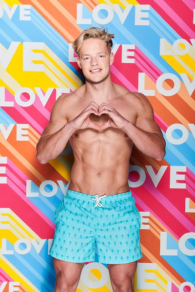 ollie from love island