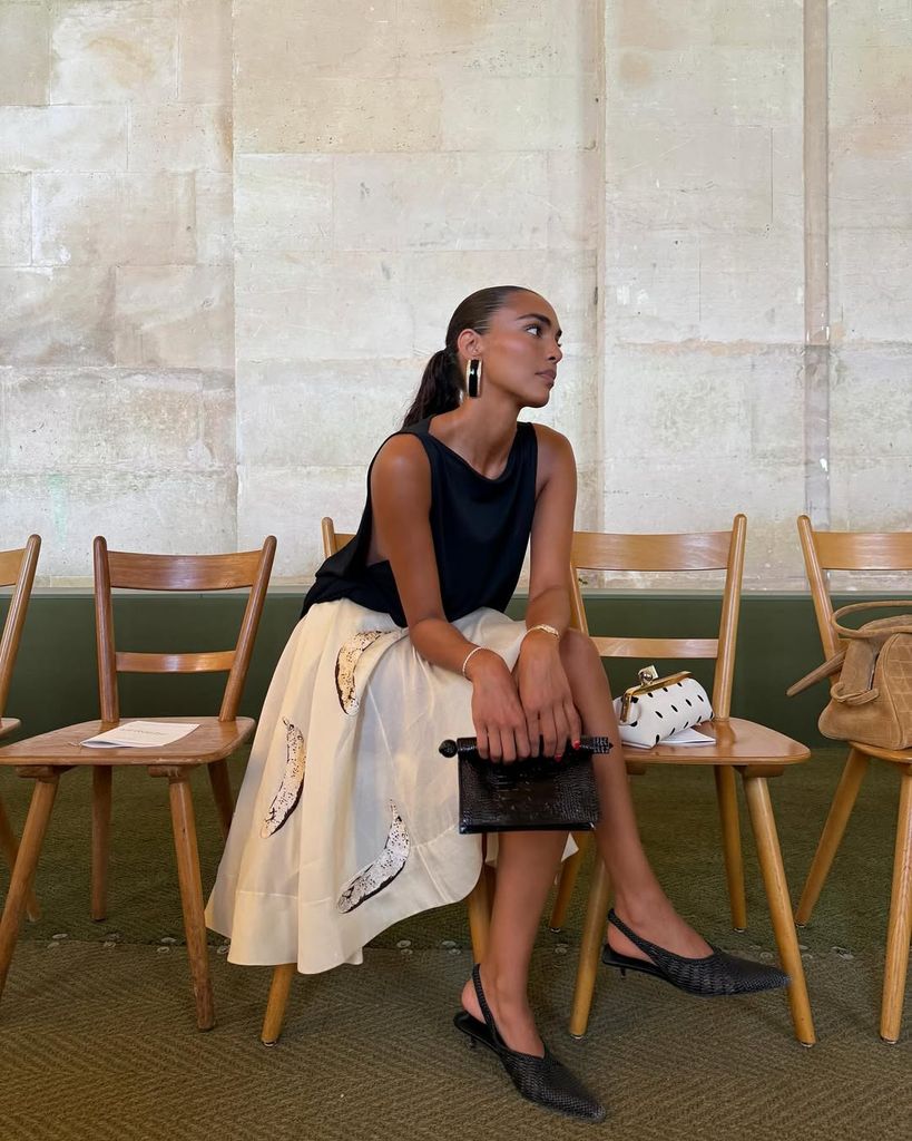  Sandra Shehab in white skirt