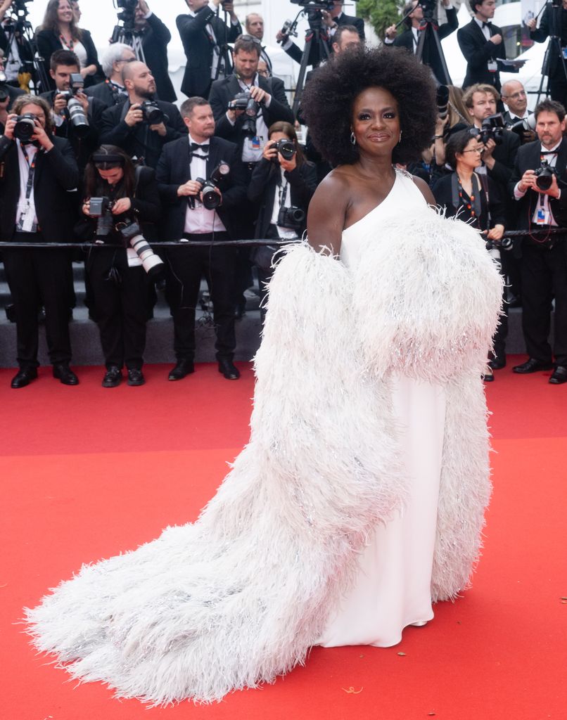 viola davis in one shoulder white gown with feather detailing