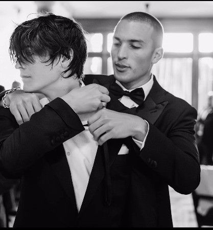 photo of lauren sanchez son nikko at wedding