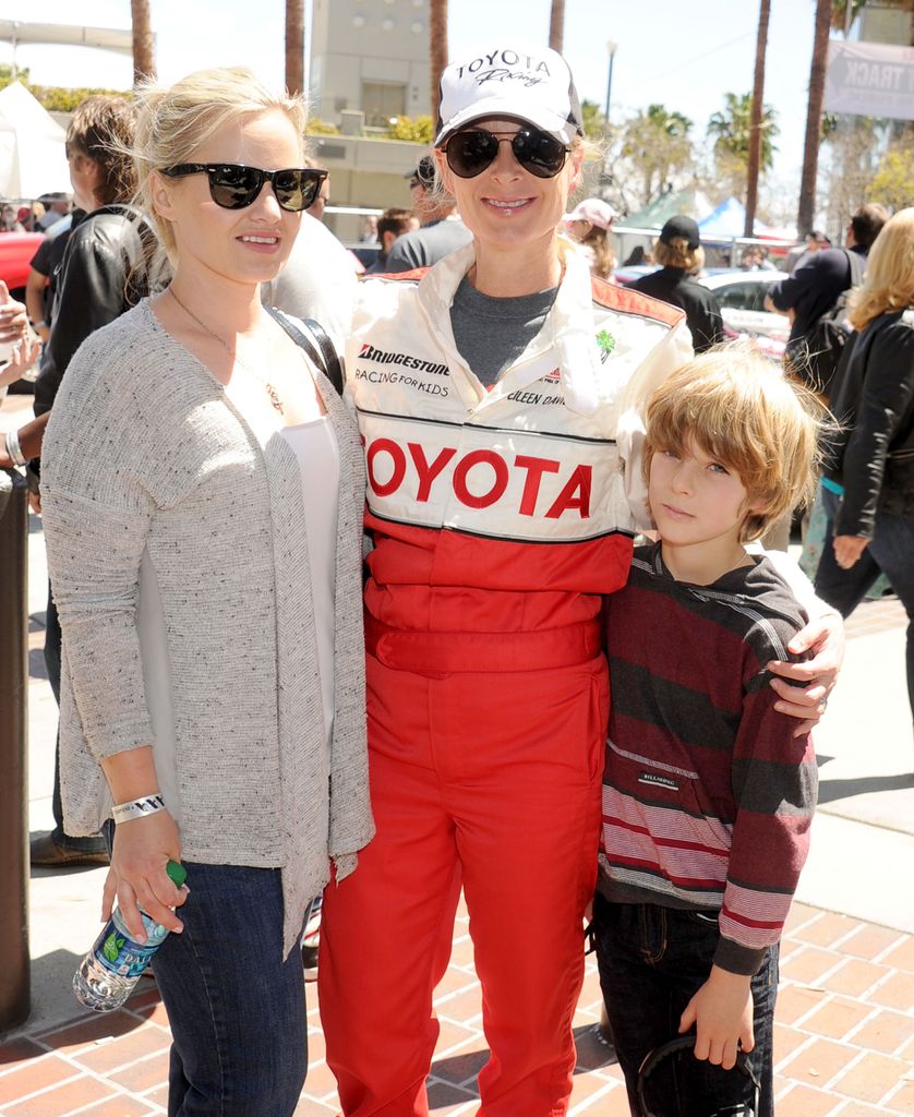 L'actrice Eileen Davidson, nièce et fils Jesse lors de la 36e course Toyota Pro / Celebrity Race 2012 2012 