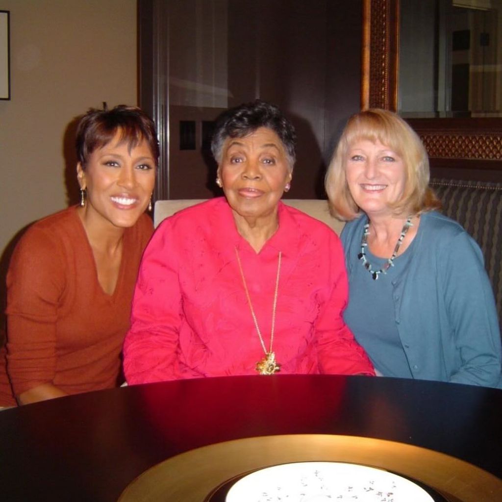 robin roberts with her mom and author missy buchanan 