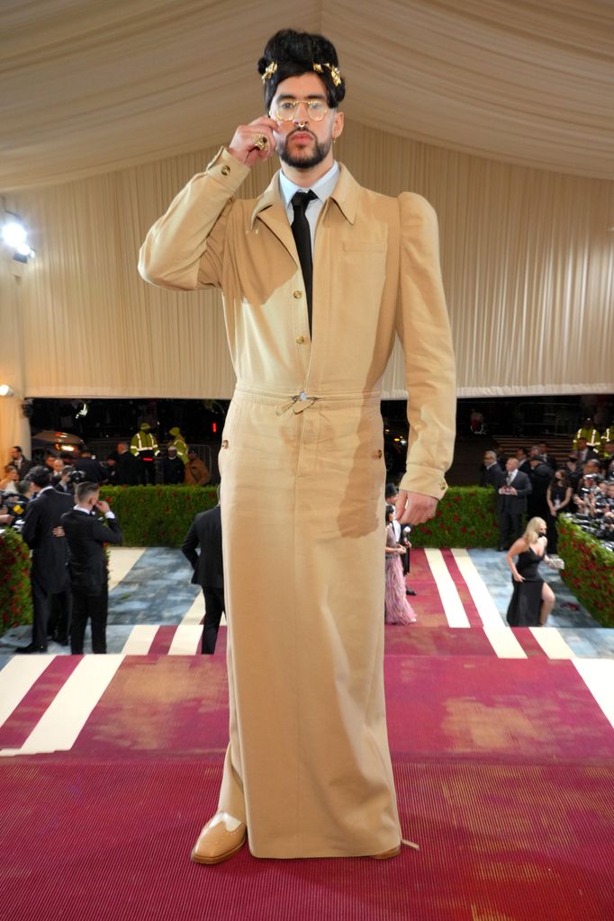 Bad Bunny assiste au Met Gala 2022