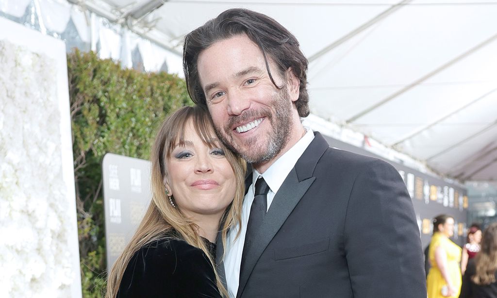 Kaley Cuoco gives birth to daughter see first picture here! HELLO!