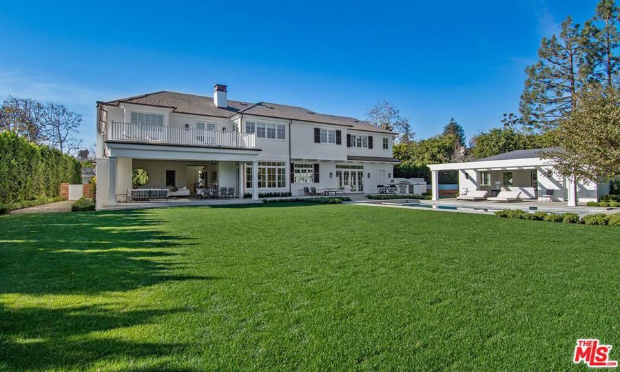 Ben Affleck's huge £13m mansion could be a show home | HELLO!