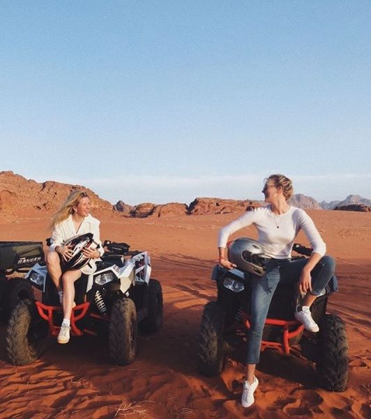 Princess Beatrice holidays with starstudded group of friends see