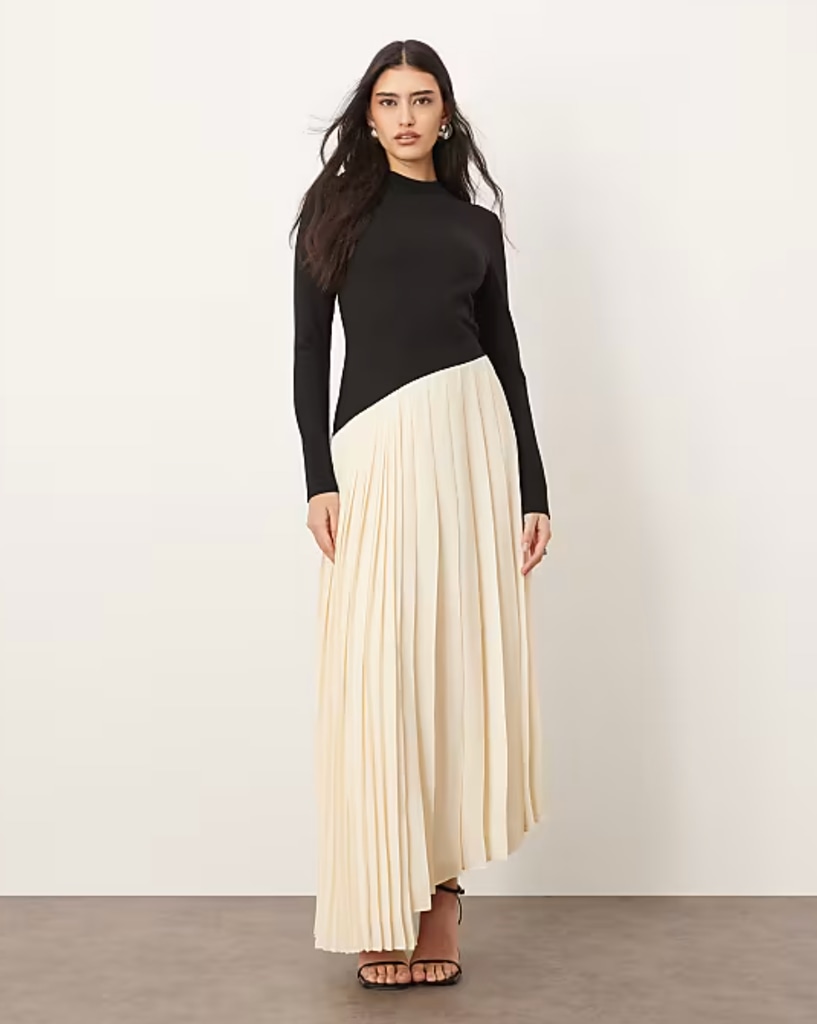 Arrange pleated dress