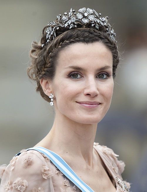 queen letizia spanish floral tiara
