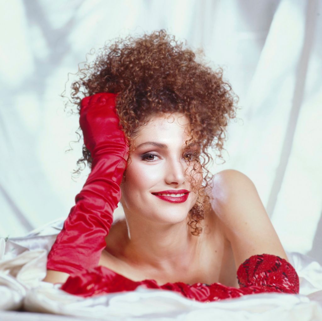 La star de Scarface, 67 ans, a l'air intemporelle dans une rare apparence à New York 3 Marie-Elizabeth Mastrantonio