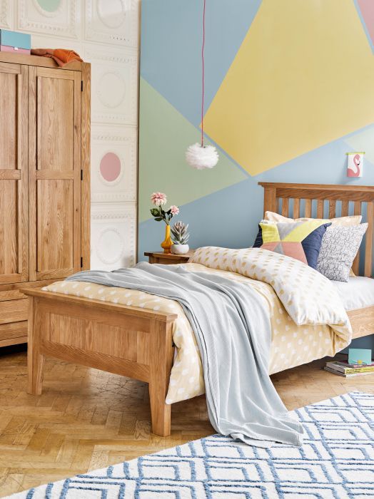 5 Oak Furniture Land colourful bedroom
