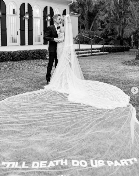 Hailey and Justin pose for wedding photos on their special day