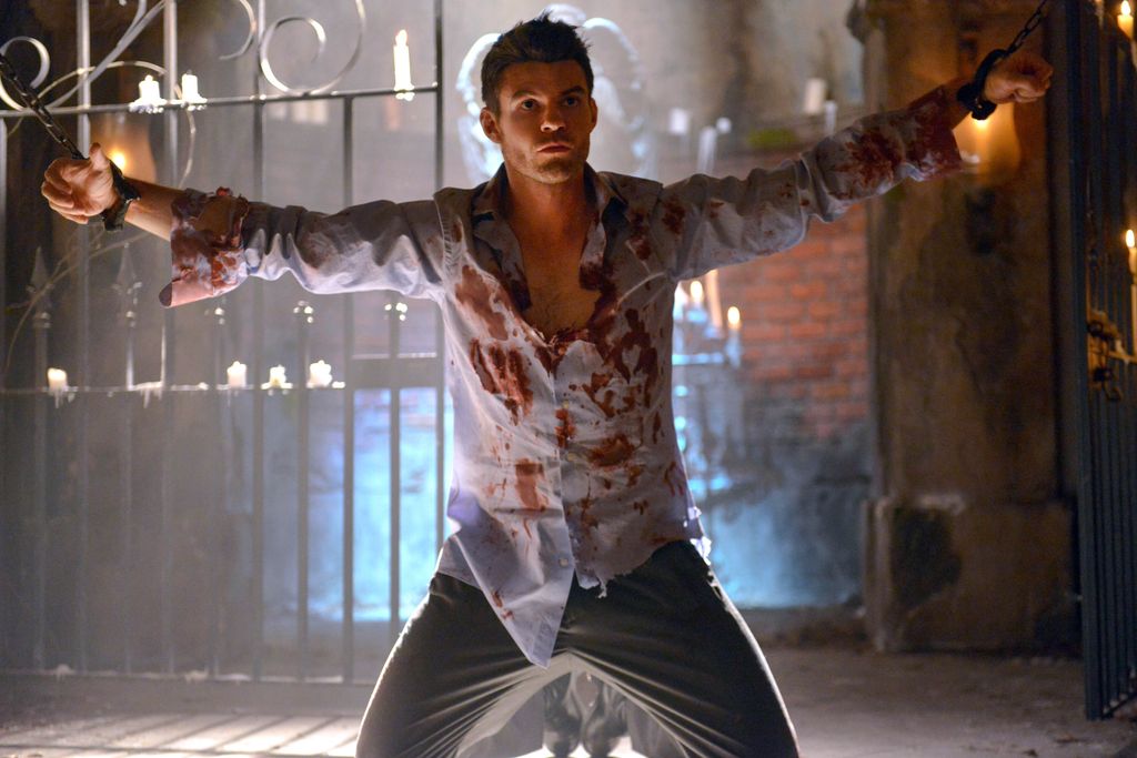Daniel Gillies comme Elijah Mikaelson dans les originaux