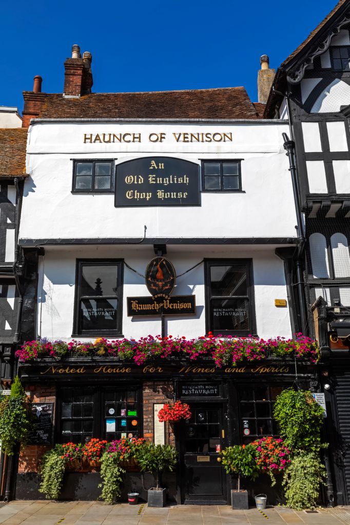 The Haunch of Venison is in Wiltshire, Salisbury