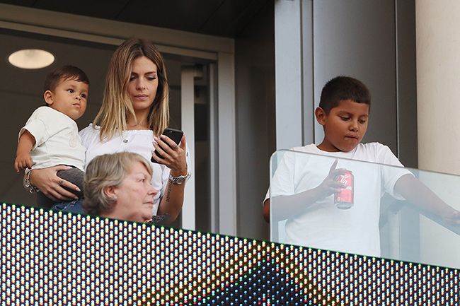 ashley cole girlfriend sharon canu and baby son at football match