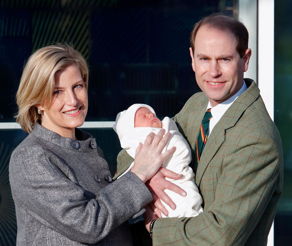 Edward and Sophie with newborn James in 2007