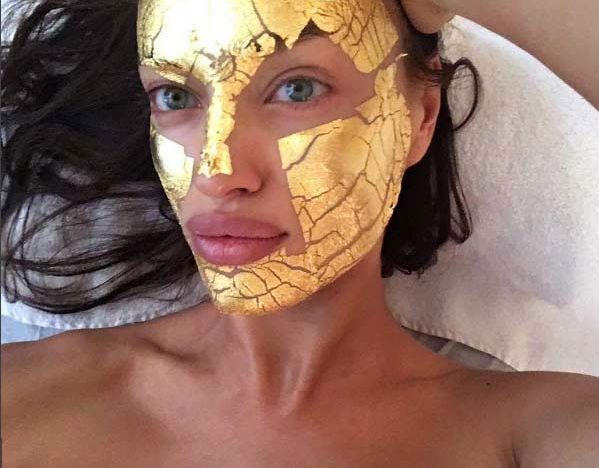 Irina Shayk face mask