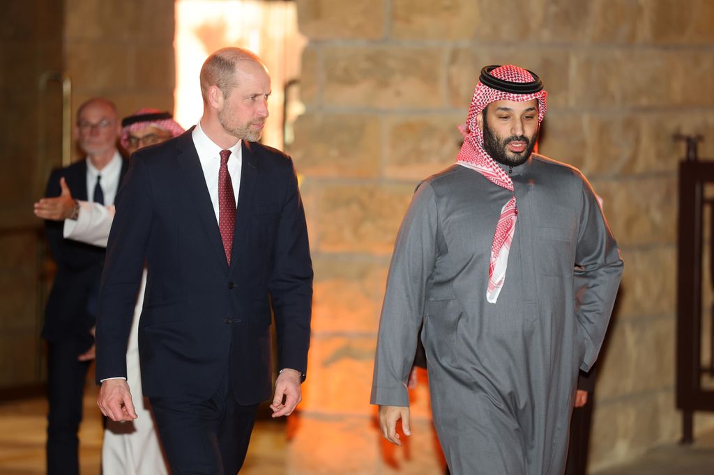 Le prince William lors d'une tournée avec le prince héritier Mohammed bin Salman Al Saud le premier jour de sa première visite officielle en Arabie Saoudite sur le site du patrimoine mondial de l'UNESCO At-Turaif le 9 février 2026.
