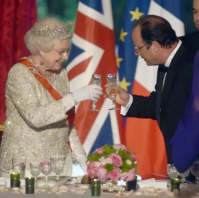 Queen Elizabeth II toasts during state banquet in France, 2014