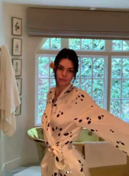 Kendall Jenner in bathroom