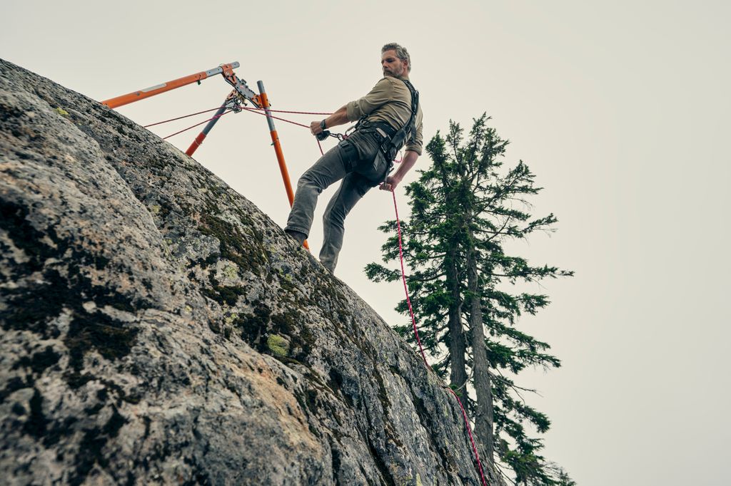Eric Bana as Kyle Turner in episode 101 of Untamed