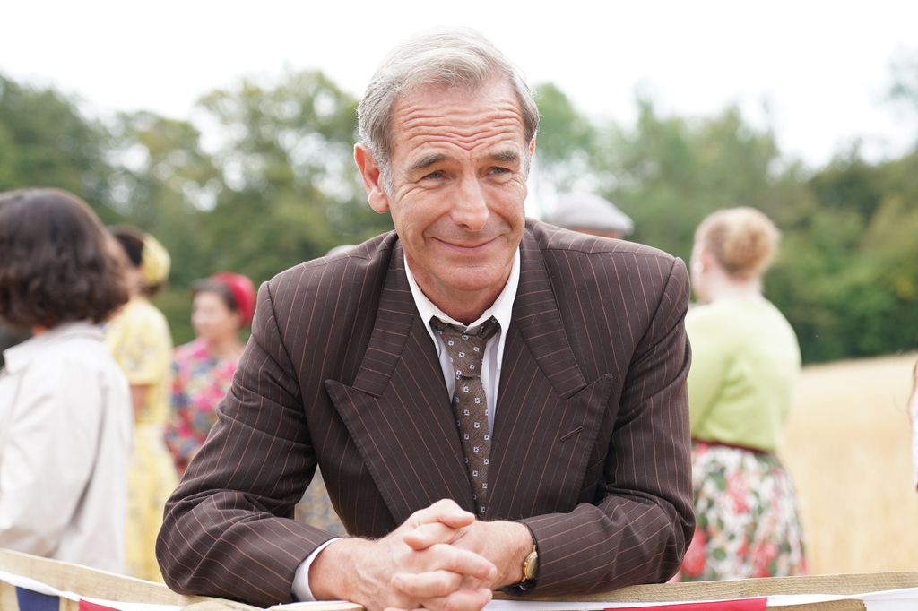 Robson Green as Geordie Keating in Grantchester