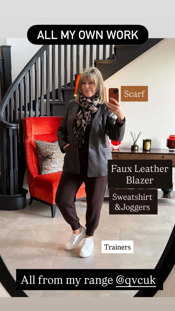 65-летняя Рут Лэнгсфорд показывает нам, как стилизовать свой кожаный пиджак за 79 фунтов независимо от вашего возраста.