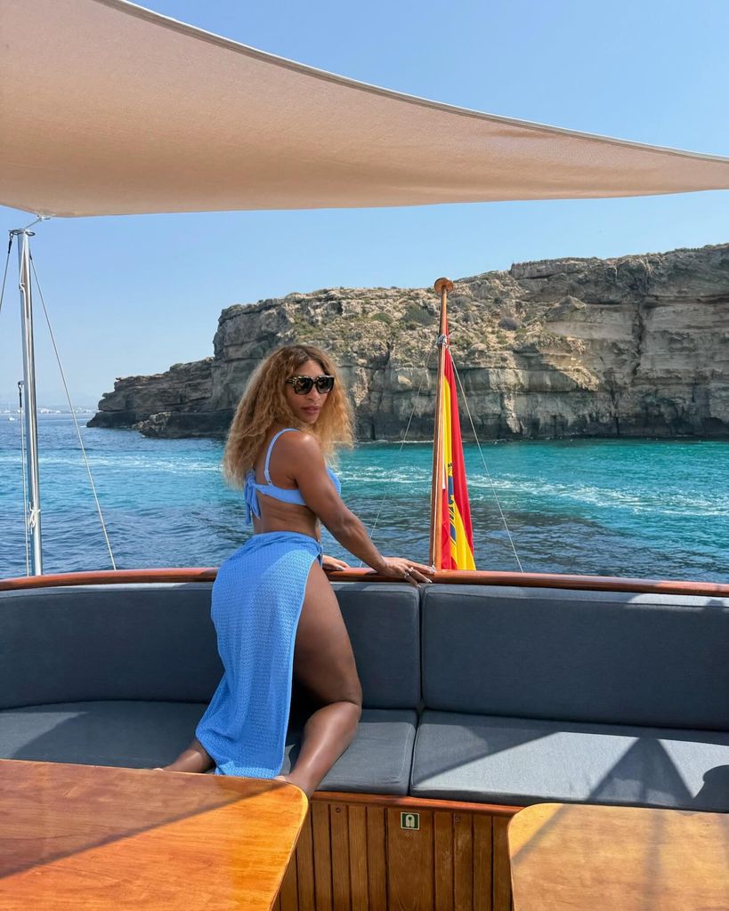 serena williams in blue bikini on a yacht 
