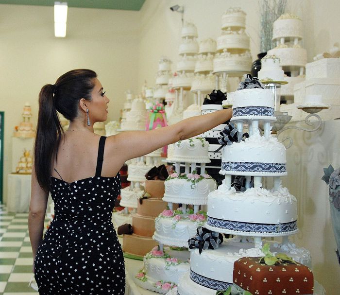 kim kardashian wedding cake