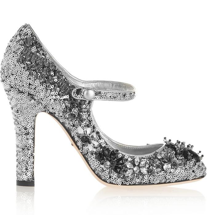 a shoes 16