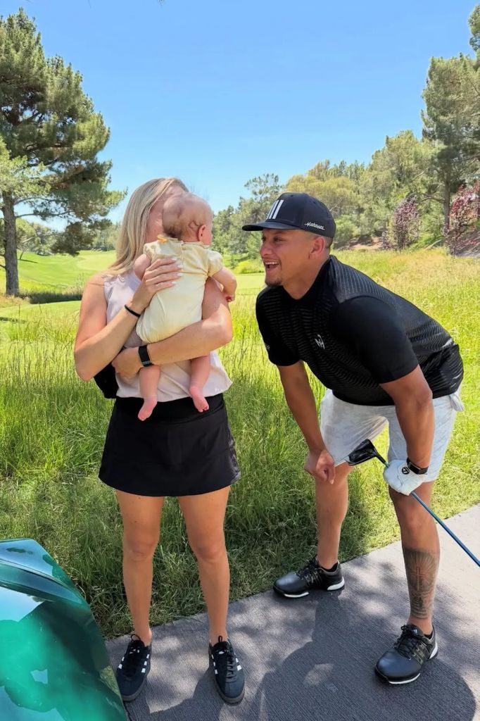 brittany mahomes holding daughter golden 
