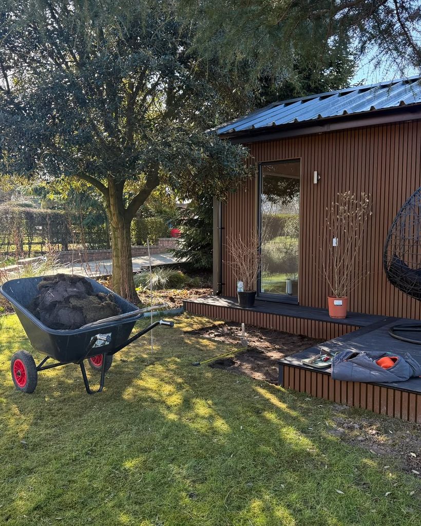 Lee Burkhill shared snapshots of his latest project