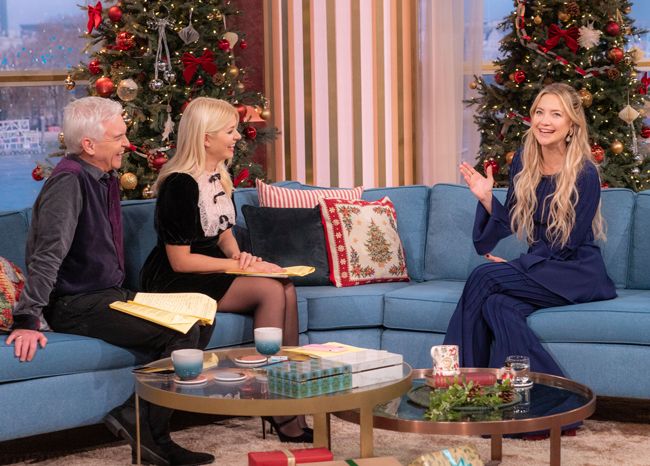 Kate Hudson being interviewed by Holly Willoughby and Philip Schofield on This Morning 